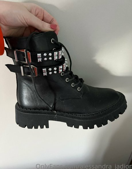 female asian onlyfans adult img