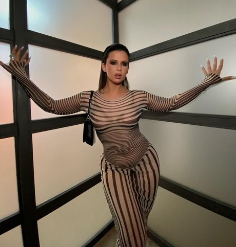 Nathy Peluso sex model image