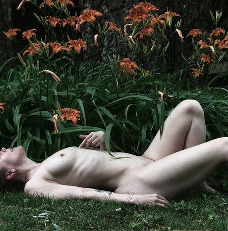 love refined erotic pornstar photo