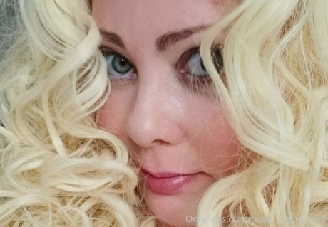 busty sierra free pornstar naked photos