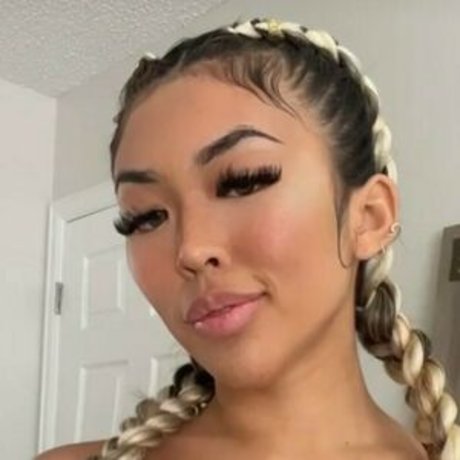 Irene Kaia pornstar gallery