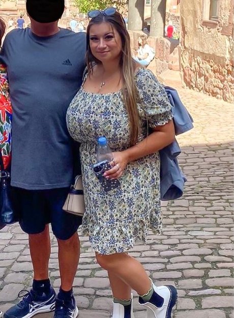 sexy ladyboy onlyfans pornographic pics