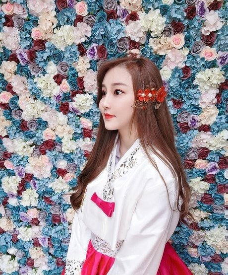 blonde trans onlyfans nudes img