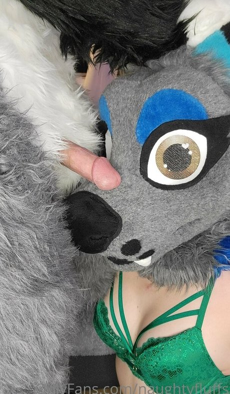 naughtyfluffs model exclusive photos