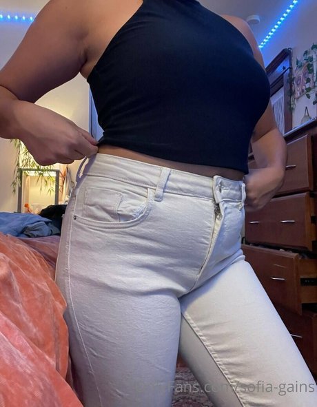 popular trans onlyfans top pic