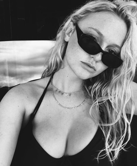 Poppyy Hopson top pornstar img