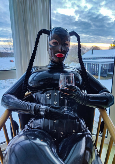 mizzp dk star naked img