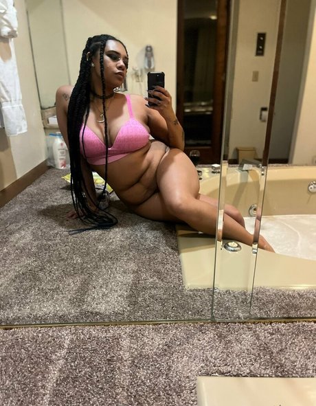 censorworthyyy exclusive model pictures