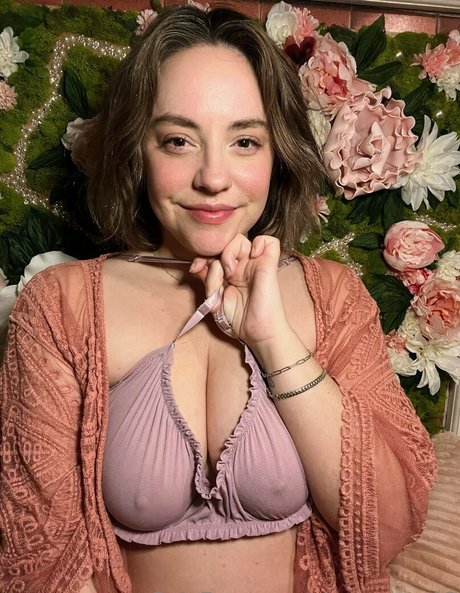 skye marx13 erotic pornstar picture