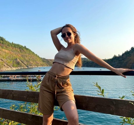 alena shuvaeva star hot picture