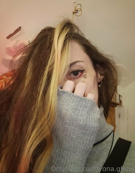 yona ghoul star sexy picture