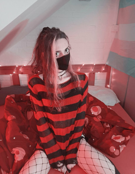 yona ghoul star exclusive pictures