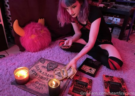 heartfirecams pornographic model picture