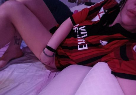 tsukitn erotic pornstar img