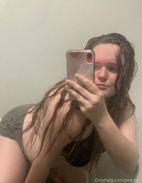 peachyly model best gallery