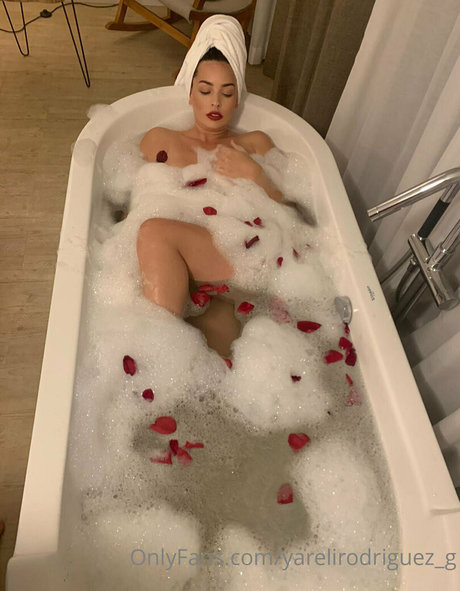 blonde milf onlyfans pornos pic