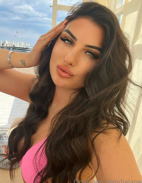 liajane best actress photo