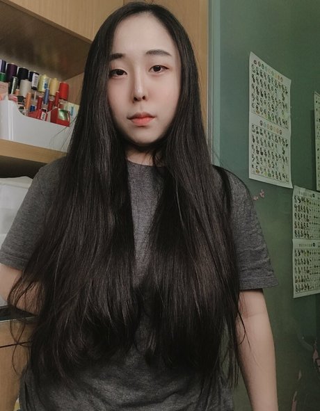 strawberry soju princess model sex photo