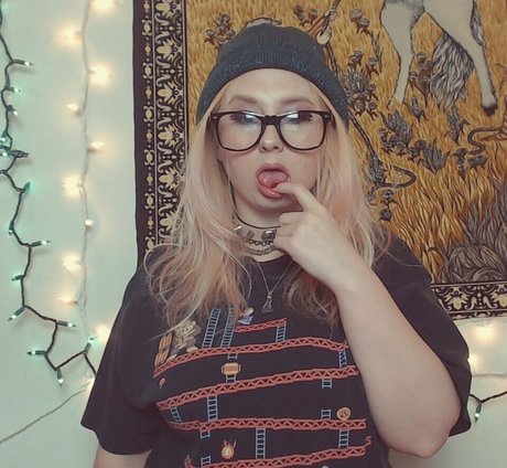 freeknockers420 perfect pornstar photo