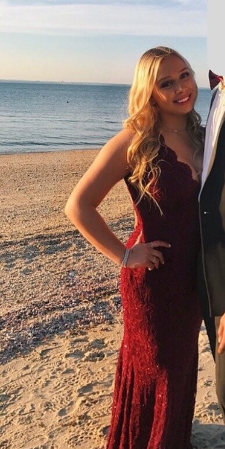 teacher milf onlyfans art naked pic