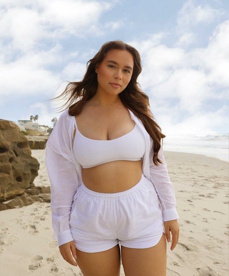 Venezia Cruz pornstar nice img