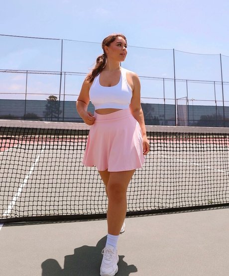 Venezia Cruz star porn picture