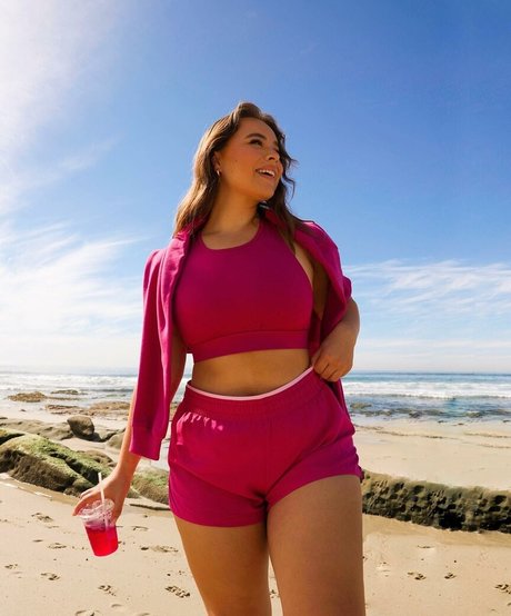 Venezia Cruz pornstar erotic pictures