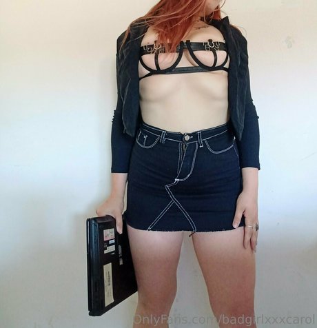 petite slut onlyfans perfect archive