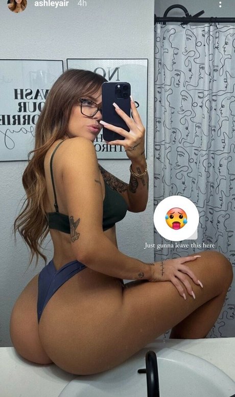 ashleydougan pornographic actress pics