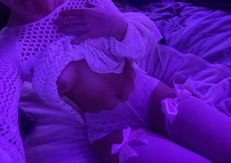 beethebunnie pornstar erotic image