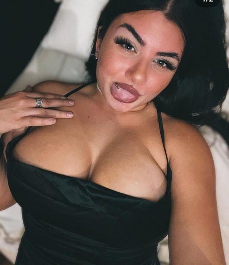 Michela Depaoli beautiful model pics