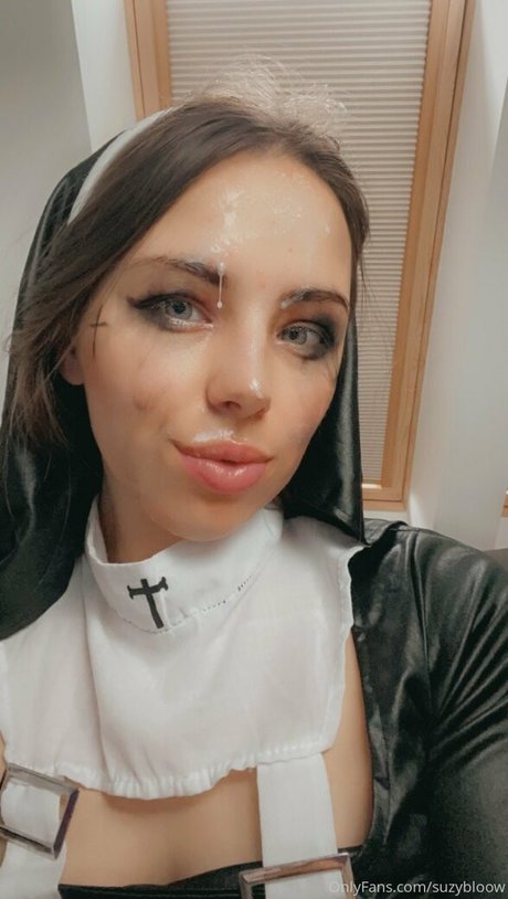 suzybloow pornstar xxx gallery