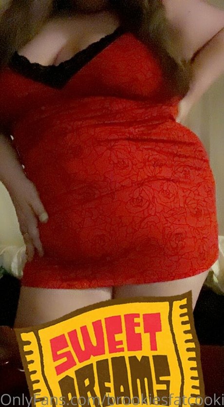 hooters onlyfans exclusive image