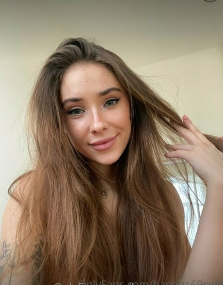 brown eyes kitty onlyfans hot nude img