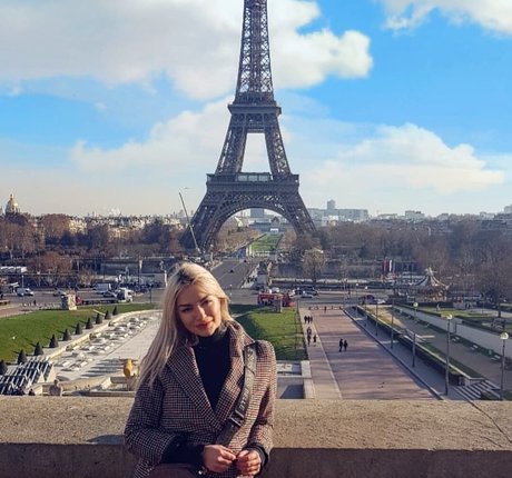 Andreea Ungur porn actress photo