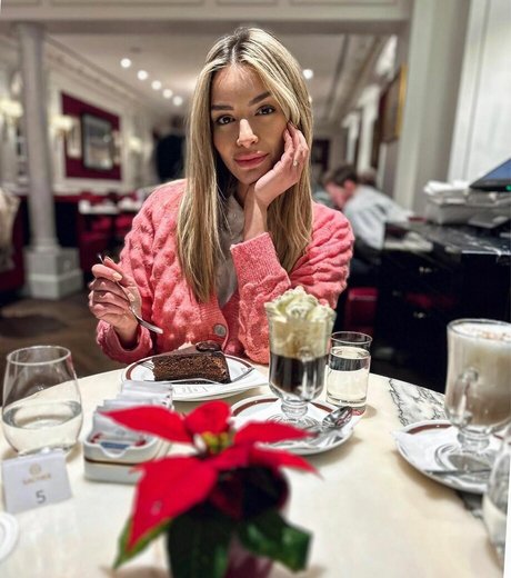 Andreea Ungur star nude photo