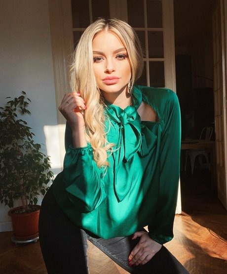 Andreea Ungur pornstar hot archive