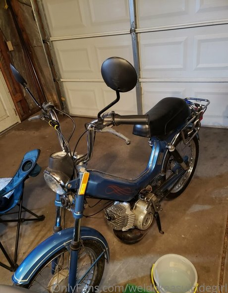 beautiful face onlyfans beautiful naked image