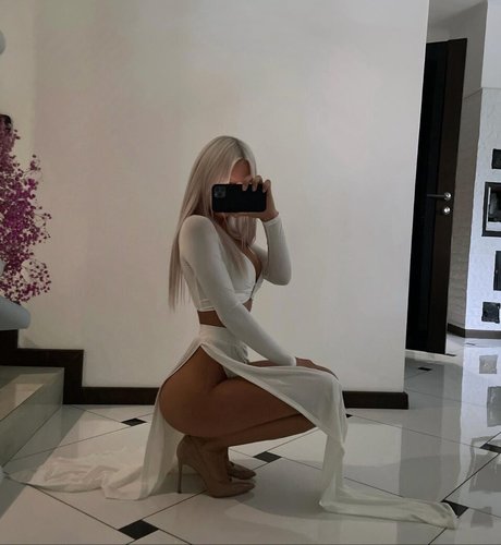 Kate Kirienko art model image