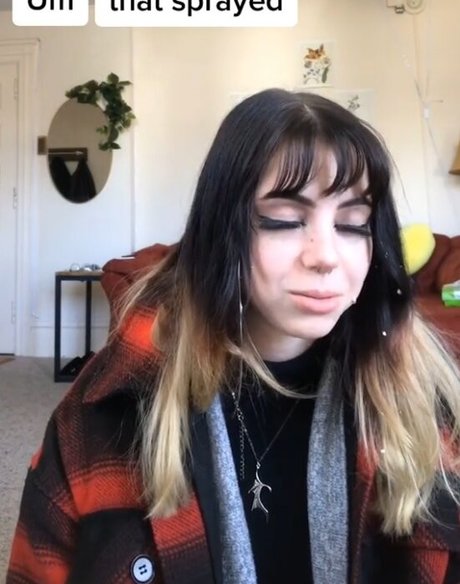 OkayGnomie star naked photo