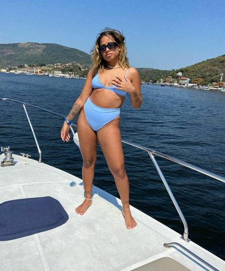 Mc Loma naked actress img