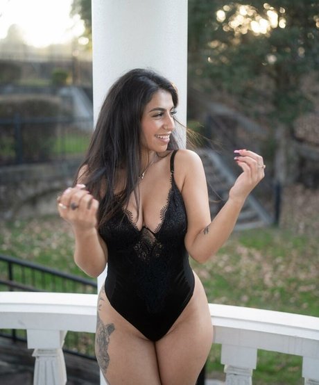 Lina alqaq pretty pornstar photos