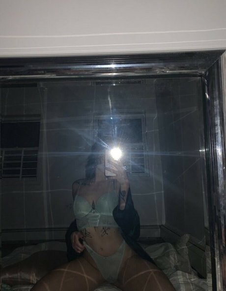 kambiiiii model xxx pic