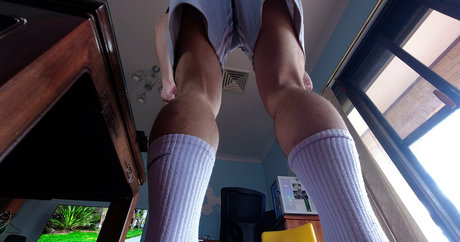 male feet sydney star picture