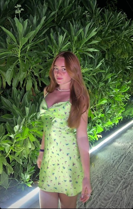 Leoobalys sexy actress photo