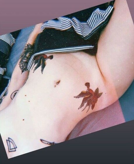 Inked Babe pornographic actress pictures