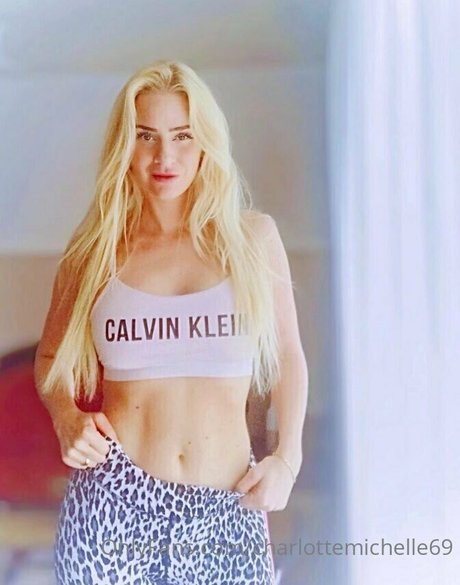 charlottemichelle69 model sexy pic
