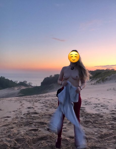 ebony midget onlyfans naked pictures