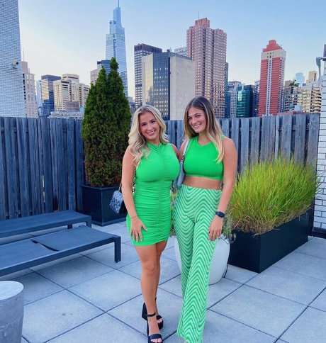 Taylor Z pornstar hot pictures