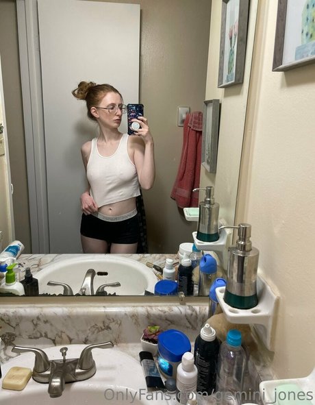 gemini jones sex model photo